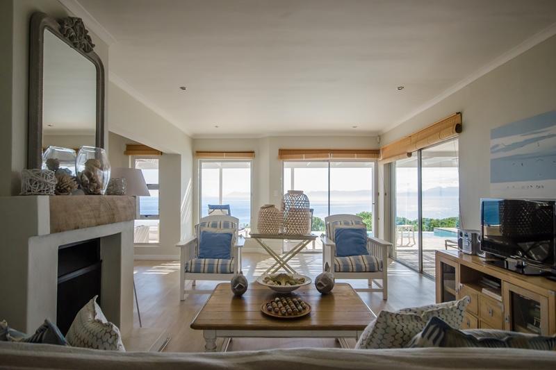 La Petite Baleine Oceanfront Luxury Villa De Kelders Exterior photo